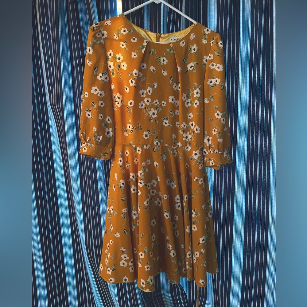 Boutique yellow dress with flowers!